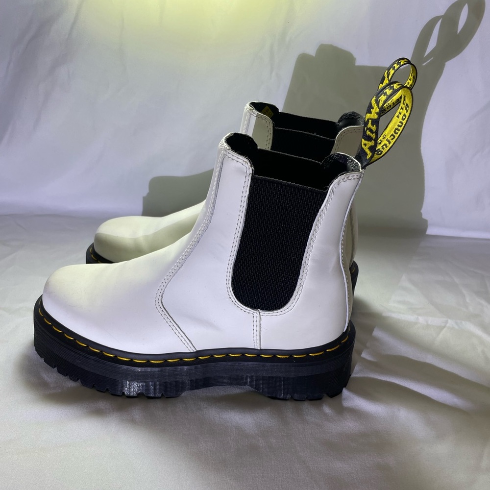 2976 SMOOTH LEATHER PLATFORM CHELSEA BOOTS
